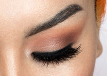 Cargar imagen en el visor de la galería, Pestañas Postizas LAVISH