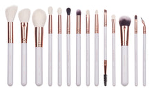 Cargar imagen en el visor de la galería, Set de 14 Brochas Master Set + Pestañas Paloma de regalo
