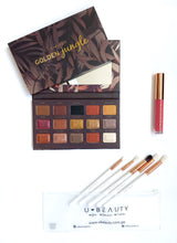 Cargar imagen en el visor de la galería, BEAUTY BOX : PALETA GOLDEN JUNGLE + SET PRO BLENDER + LABIAL SUCESS + ESPEJO DE REGALO
